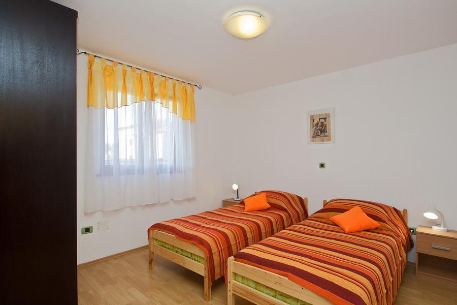Holiday Home Ana Пула Экстерьер фото