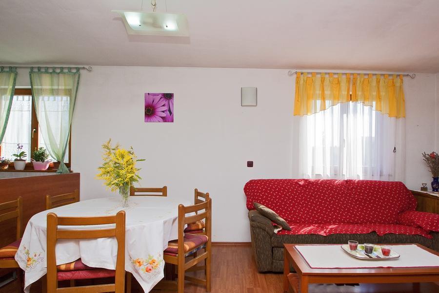 Holiday Home Ana Пула Экстерьер фото